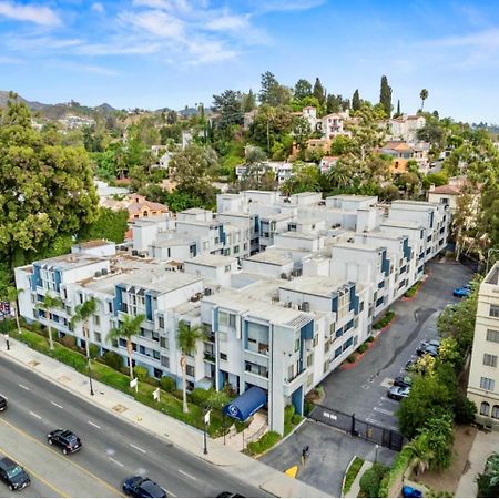 Elegant Hollywood Retreat - Spacious 2Br 2Ba Condo With Resort-Style Amenities Лос-Анджелес Экстерьер фото