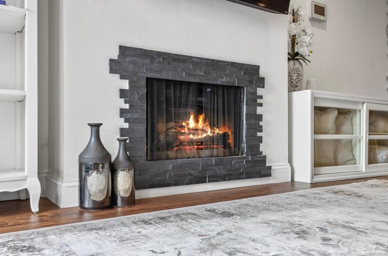 Elegant Hollywood Retreat - Spacious 2Br 2Ba Condo With Resort-Style Amenities Лос-Анджелес Экстерьер фото