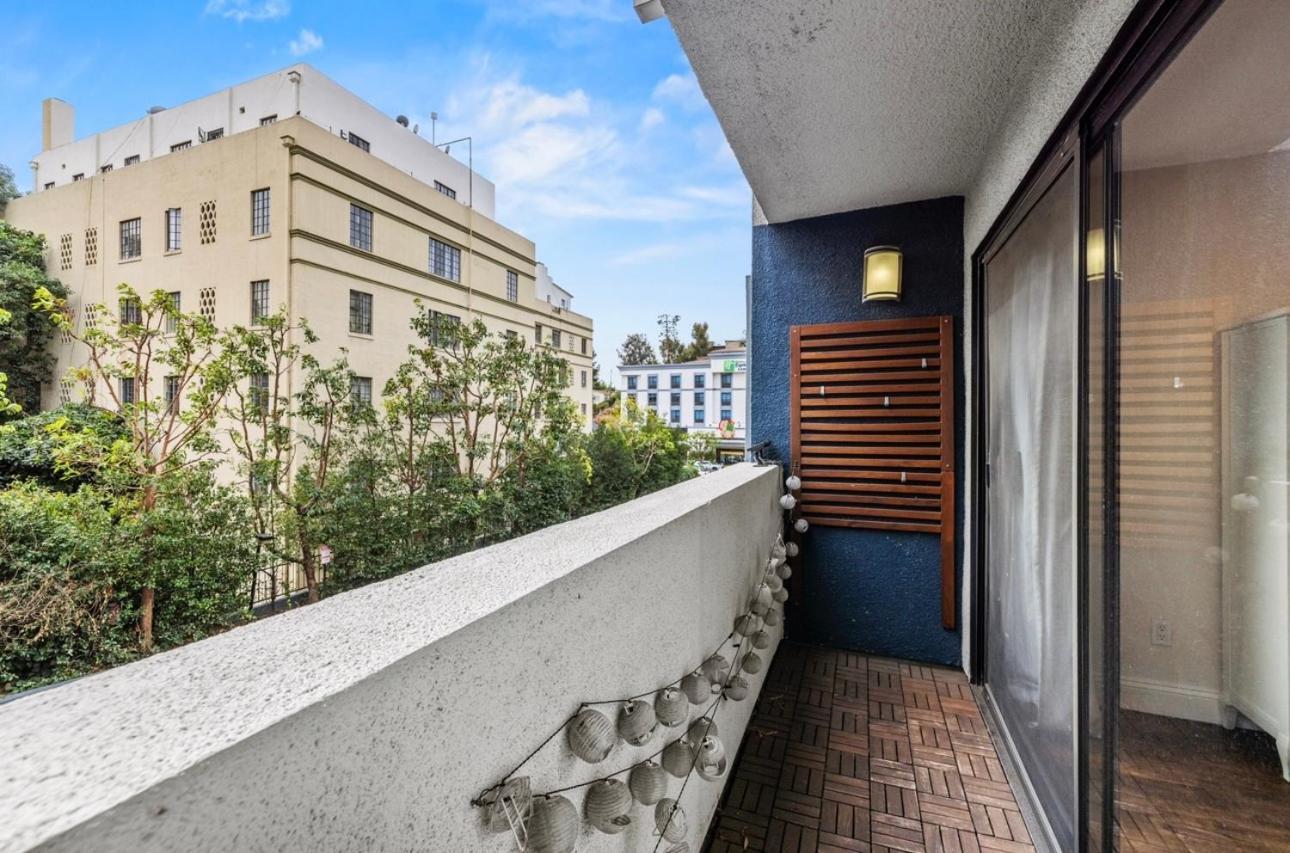 Elegant Hollywood Retreat - Spacious 2Br 2Ba Condo With Resort-Style Amenities Лос-Анджелес Экстерьер фото