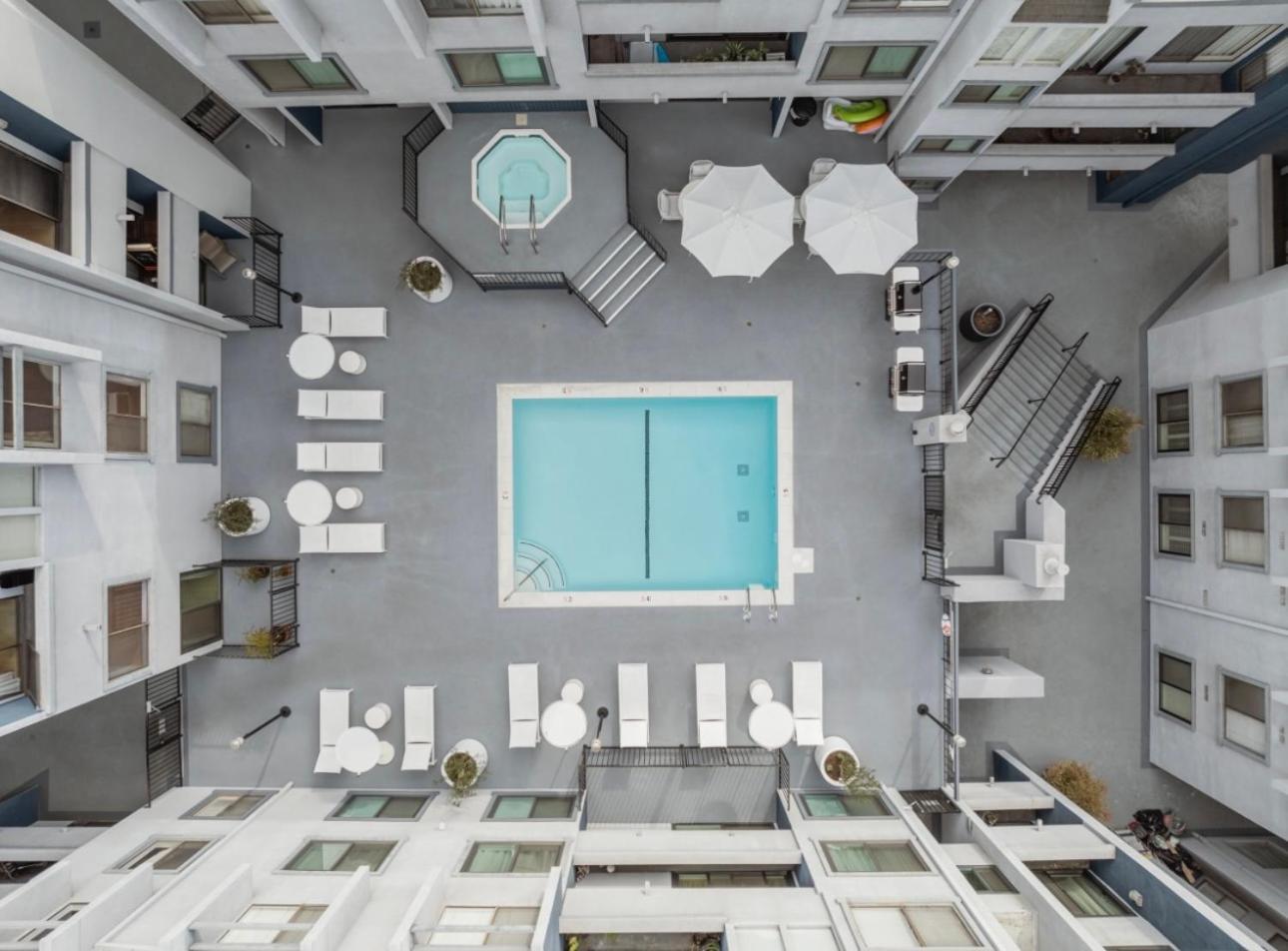 Elegant Hollywood Retreat - Spacious 2Br 2Ba Condo With Resort-Style Amenities Лос-Анджелес Экстерьер фото